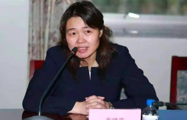 男人和女人做运动